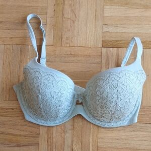 Victoria's Secret Lace Bra in mint Green